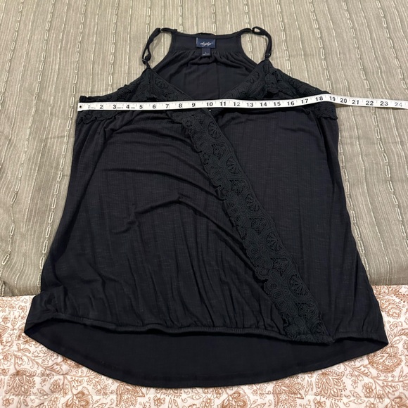 Daytrip Black Surplice Camisole with Lace Detail - Picture 7 of 10